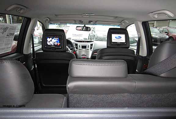 2012 subaru outback rear seat entertainment- 2 dvd player/monitors