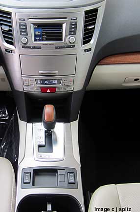 2013 outback center console