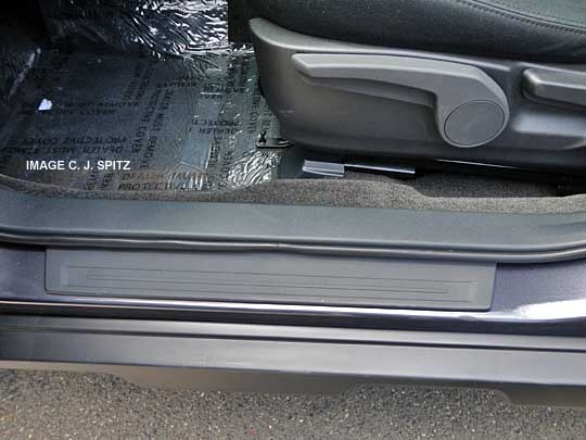 2013 outback door silver, 2.5i, premium models