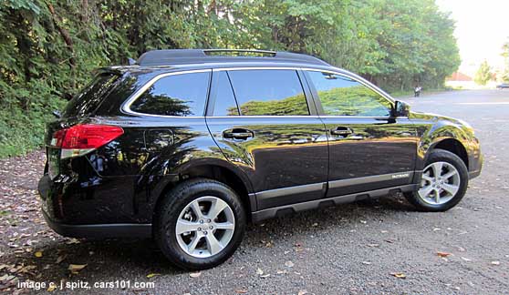 2013 subaru outback side view