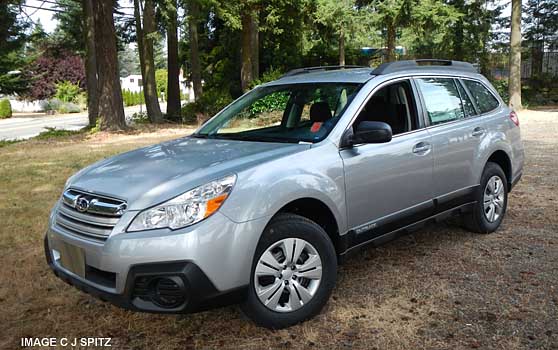 base model 201.3 outback 2.5i