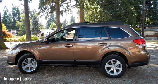 side view 2013 subaru outback, caramel bronze pearl