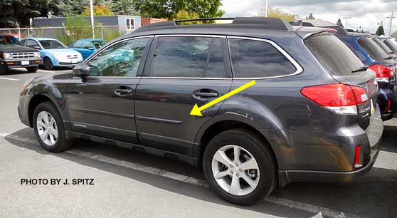 2013 subaru outback body side moldings, graphite gray