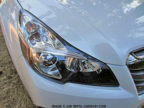 the 2014 Outback special appearance pkg has black inner headlight surround