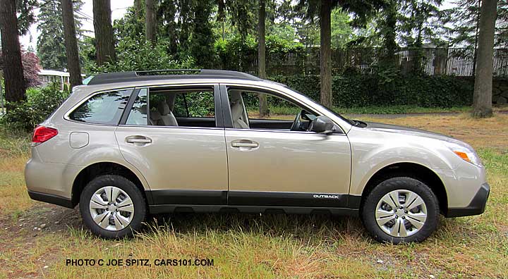 tungsten metallic 2014 subaru outback 2.5i side view