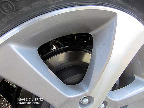close-up of 2014 outback special appearance package gray accented alloy wheel
