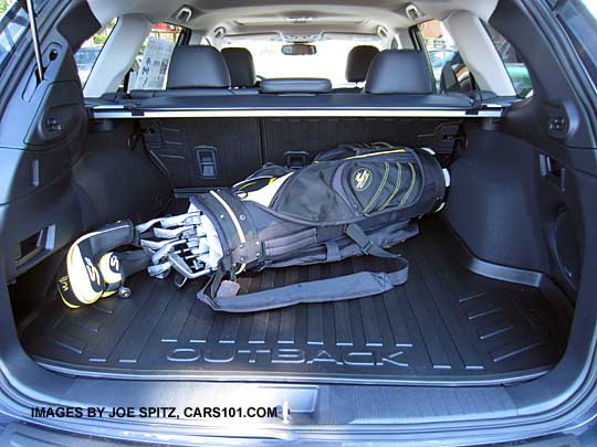 2015 Outback cargo area with golf bag and clubs