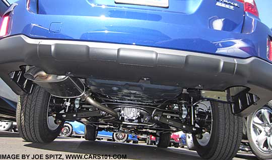 2015 Outback 2.5 single exhaust , on the left side