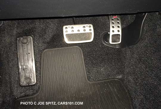 2016, 2015 Outback and Legacy optional metal gas and brake pedal covers