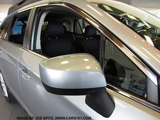 Ice Silver Outback Premium has body colored painted outside mirrors