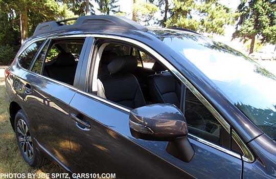 2015 Outback has bright window trim