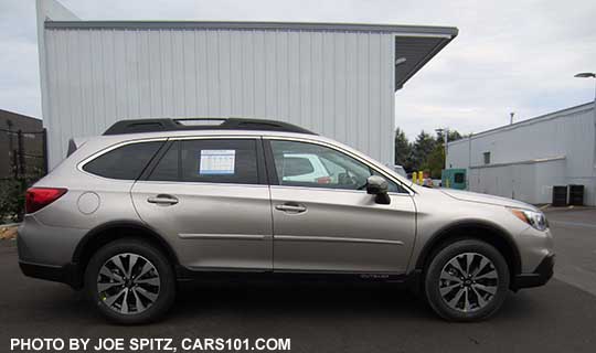 tungsten metallic 2016 Subaru Outback Limited