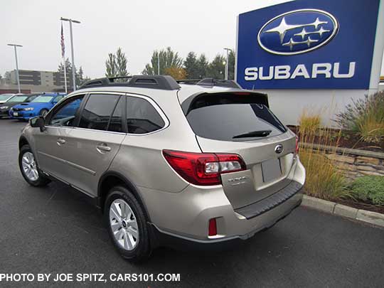tungsten metallic 2016 Subaru Outback Premium
