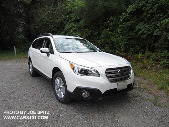 2017 Crystal White Subaru Outback Premium