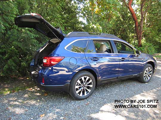 2017 Subaru Outback Limited, Lapis Blue color