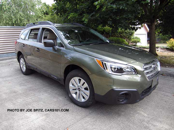 2017 wilderness green Subaru Outback 2.5i,  no fog lights, new for this model 17" alloys