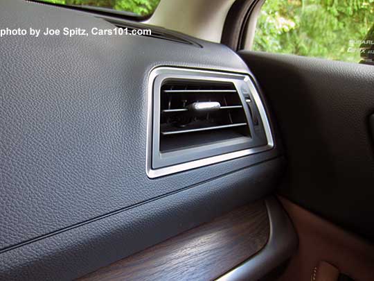 2017 Subaru Outback Touring dash vents have silver trim