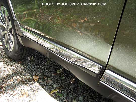 wilderness green 2017 Subaru Outback Touring chrome lower rocker panel strip and Outback logo