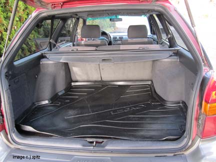 cargo area,  1996-1999 outback