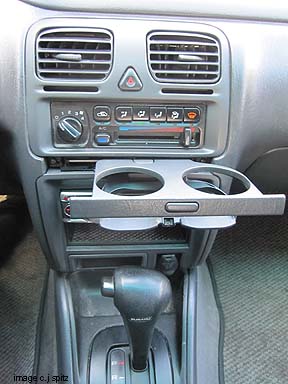1996 outback cupholder is removable
