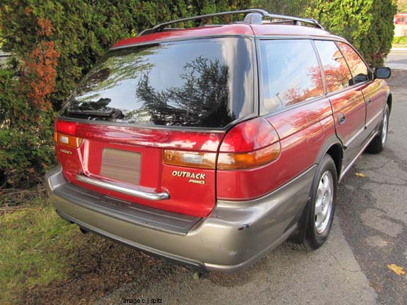 Subaru Outback with optional rear gate bar, 1996 model