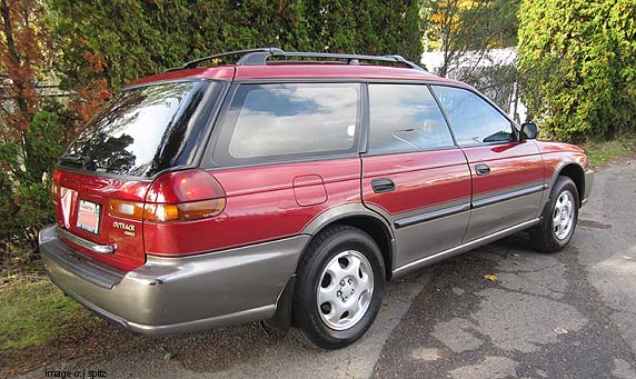 all 1996 Subaru Outbacks had gray lower accent
