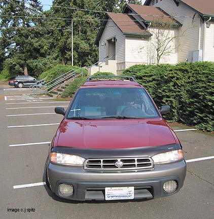 1996 mica ruby subaruy outback, front view
