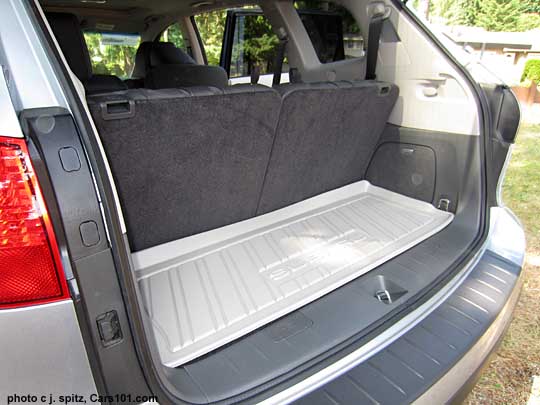 Subaru Tribeca 7 passenger cargo area with the 3rd row seat up