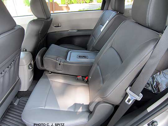 7 passenger 2013,2012, 2011, 2010, 2009,  subaru tribeca middle row fold flat 3 ways