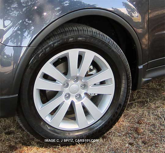 tribeca alloy wheel with gray wheel arch moldings