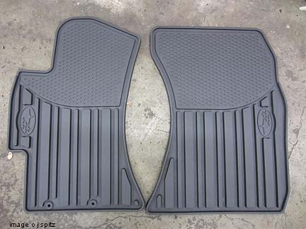 set of 4 rubber floor mats optional on wrx sti