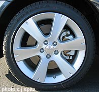 2007 Subaru GT alloy wheel